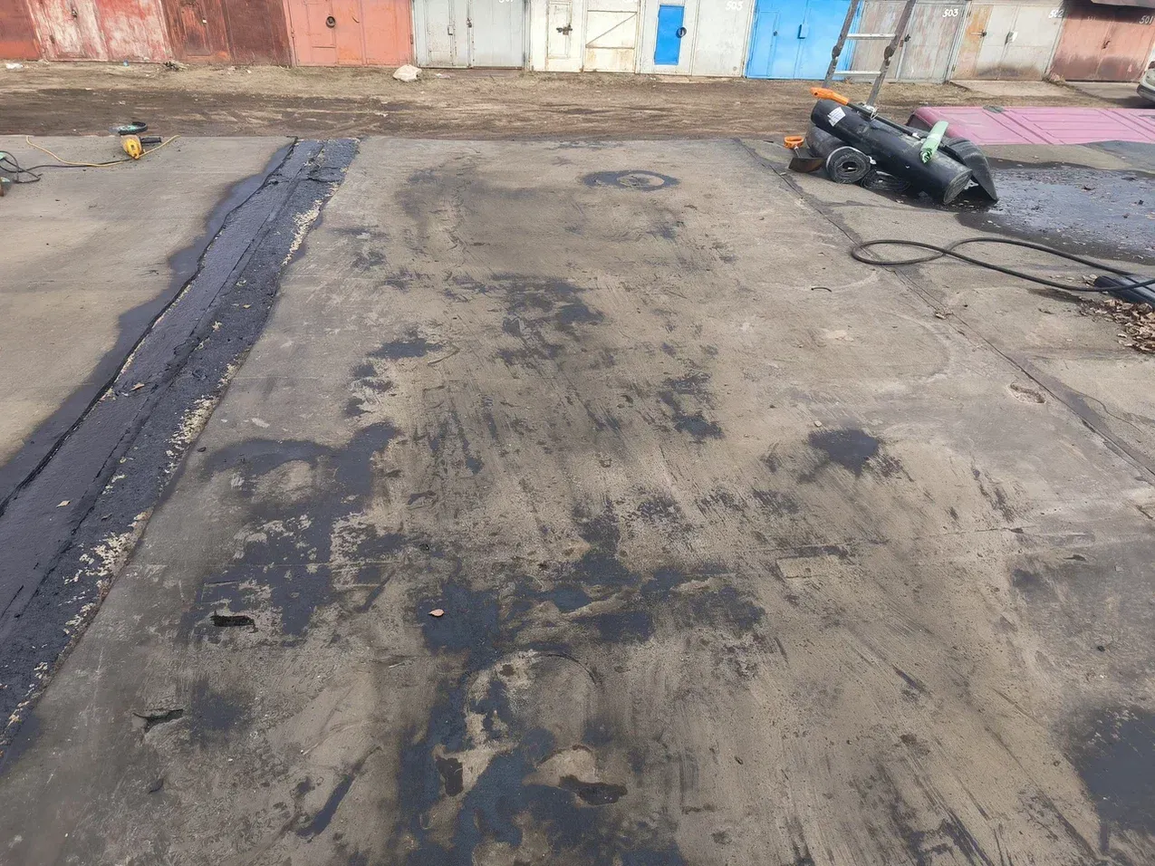 Устройство отсечки на кровле гаража в ГСК на Пискаревском проспекте